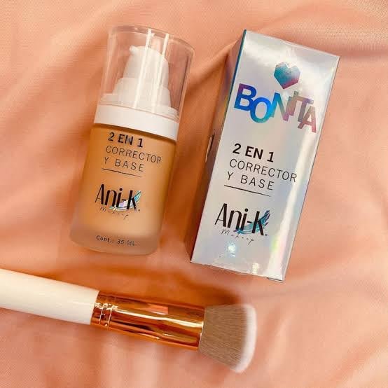 Base Bonita 2-in-1 Foundation and Corrector